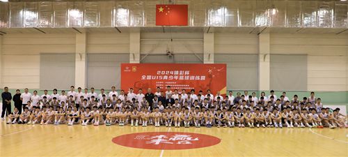 篮球教练如何制定总决赛的长期发展计划_2