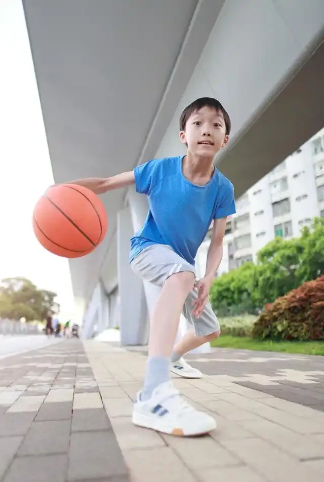 儿童篮球学员如何开始耐力训练?